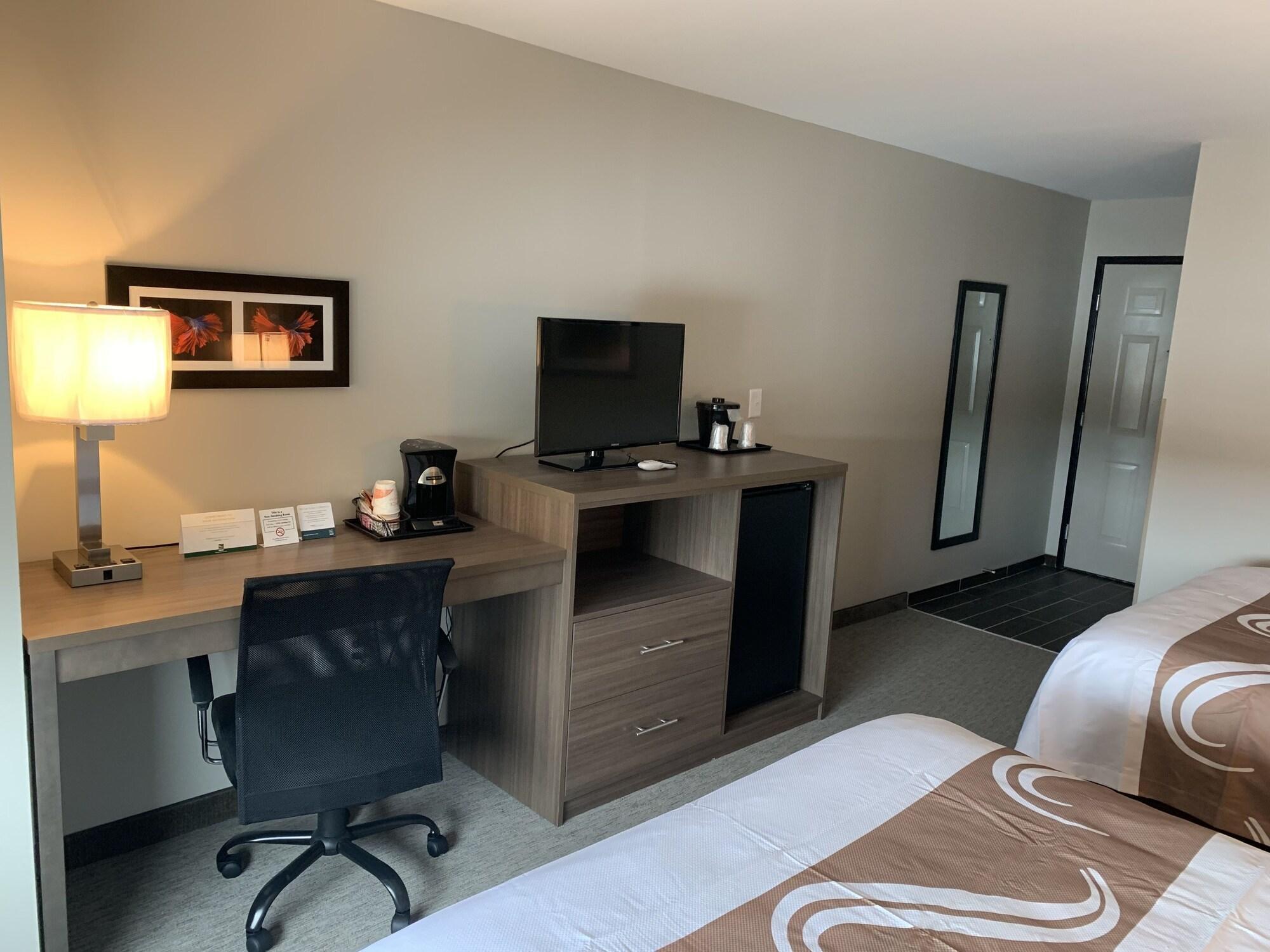 Quality Inn Mishawaka Near Notre Dame Dış mekan fotoğraf