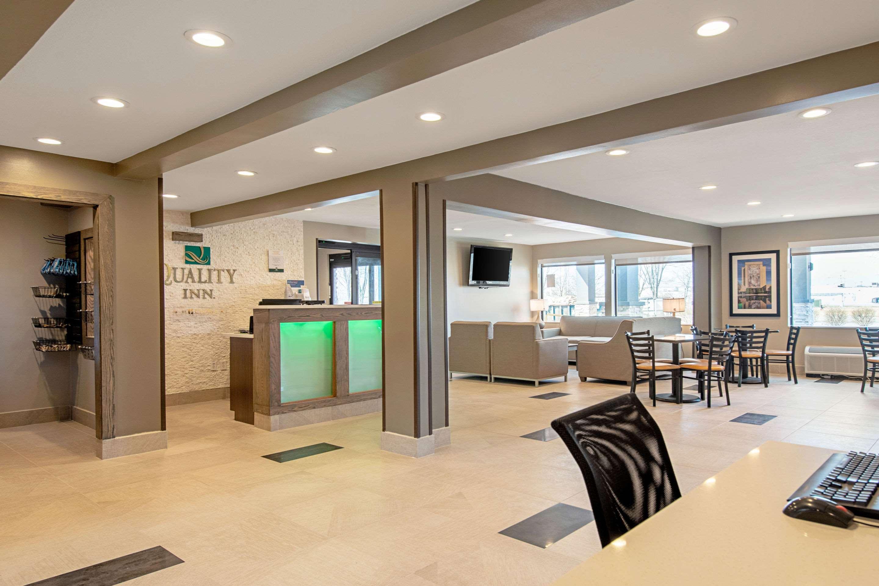 Quality Inn Mishawaka Near Notre Dame Dış mekan fotoğraf