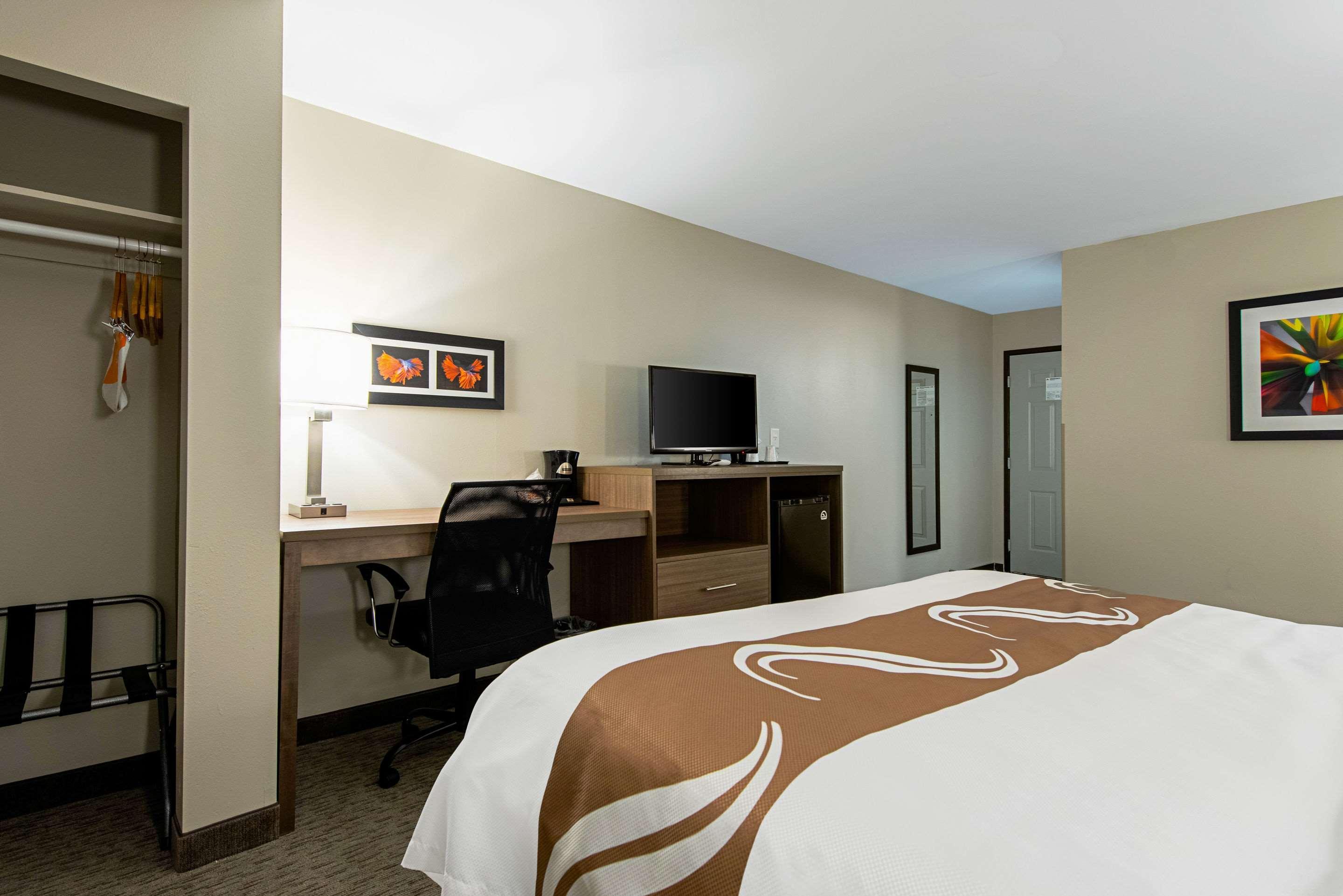 Quality Inn Mishawaka Near Notre Dame Dış mekan fotoğraf